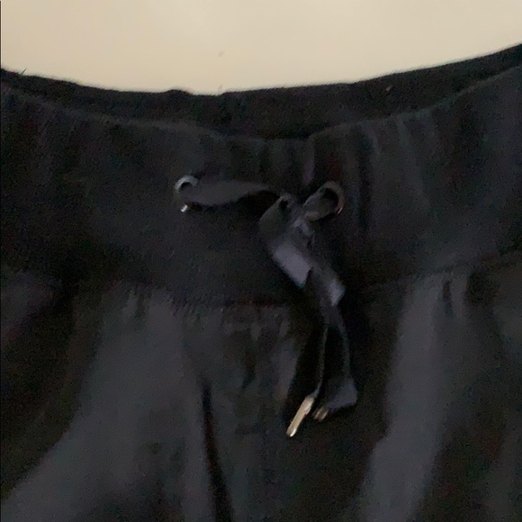 Black capris - Picture 2 of 4